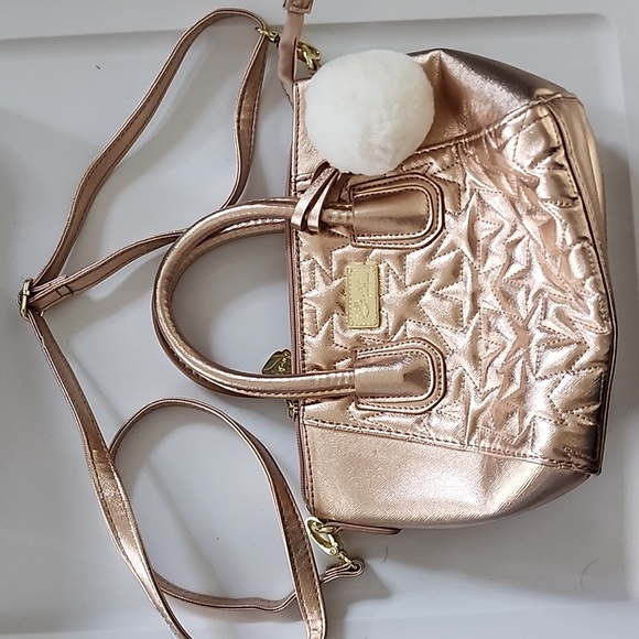 Betsey Johnson Retro Star Shimmer Bag - Picture 4 of 8